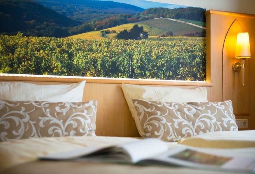 Номер Basic, Akzent Waldhotel Rheingau