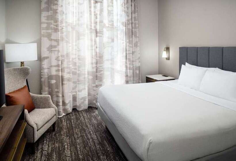 Люкс Кровать Кинг, Embassy Suites By Hilton Dulles North Loudoun