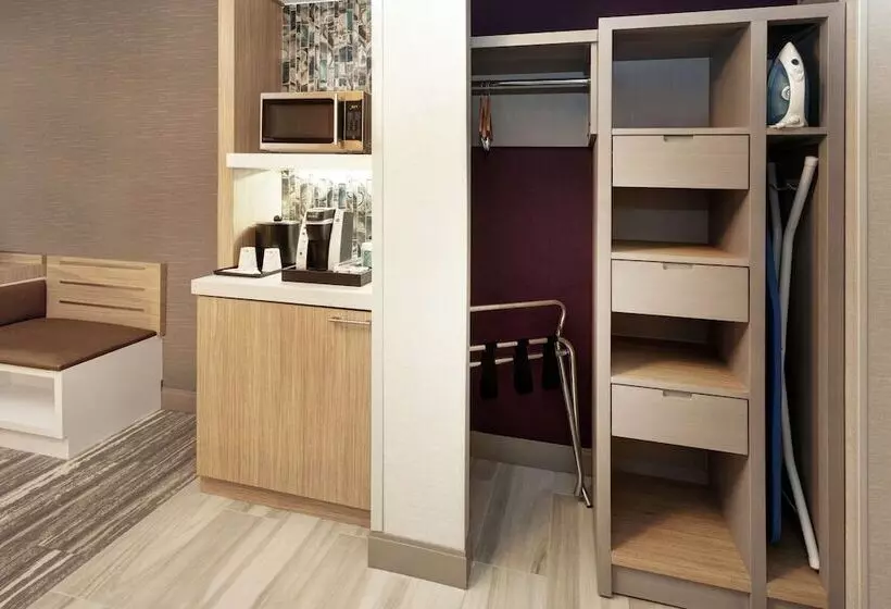 ジュニアスイート, Hilton Garden Inn Chicago North Shore / Evanston