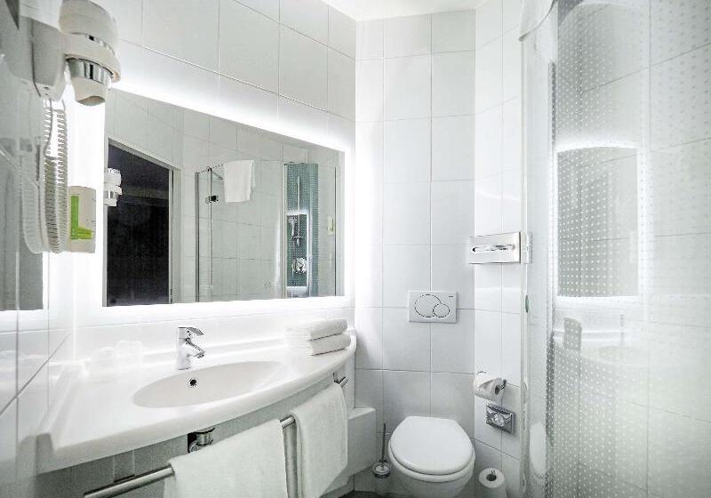 غرفة قياسية, Ibis Locarno