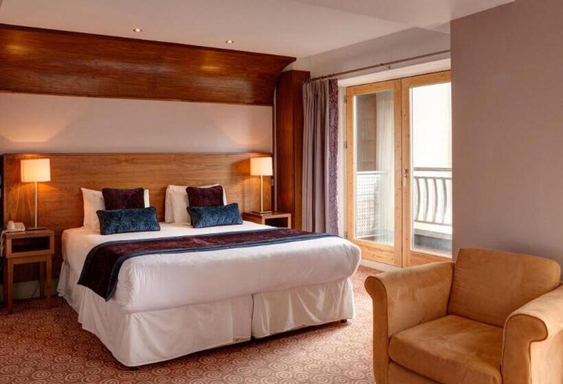 이그제큐티브 룸, Osprey