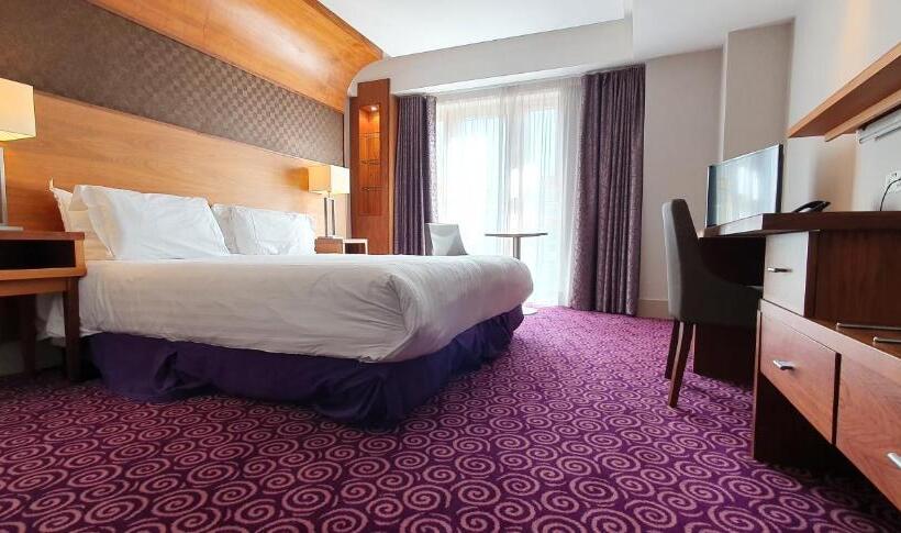 장애인을 위한 스탠다드 룸, Osprey