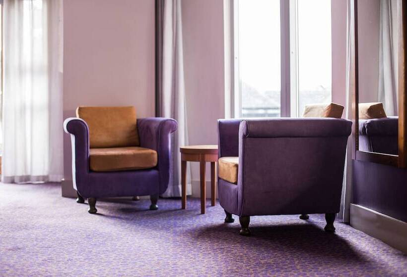 클래식 룸, Osprey