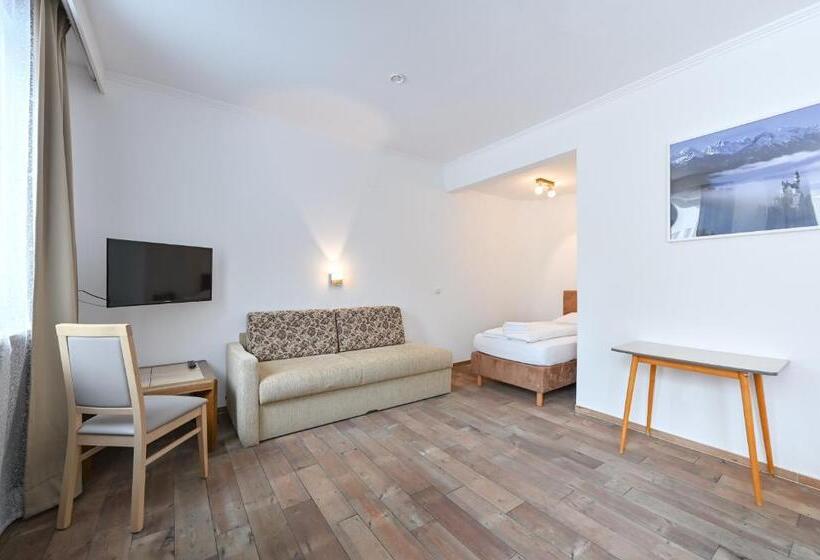 اتاق استاندارد سه نفره, Ruchti Zeit Für Mich