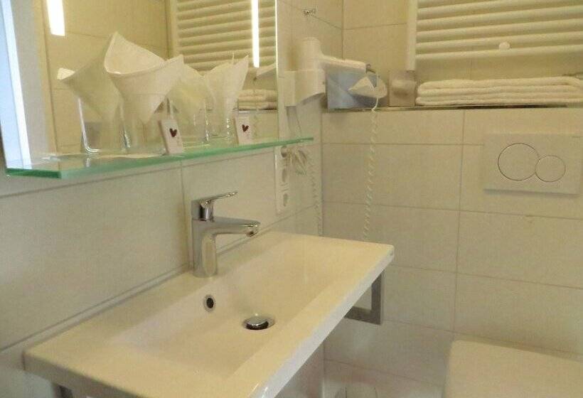 اتاق استاندارد با بالکن, Ruchti Zeit Für Mich