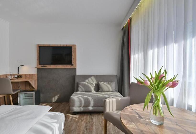 اتاق استاندارد با بالکن, Ruchti Zeit Für Mich