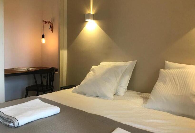 Номер Стандарт, Une Nuit Sur Loire