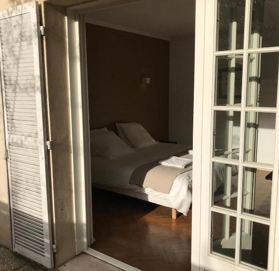 Номер Стандарт, Une Nuit Sur Loire