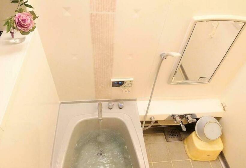 Camera Familiare Bagno Condiviso, Farm Stay Inn 母屋 Sanzaemon Tei Guesthouse Second Floor Shiga Takasima Traditional Japanese Architect