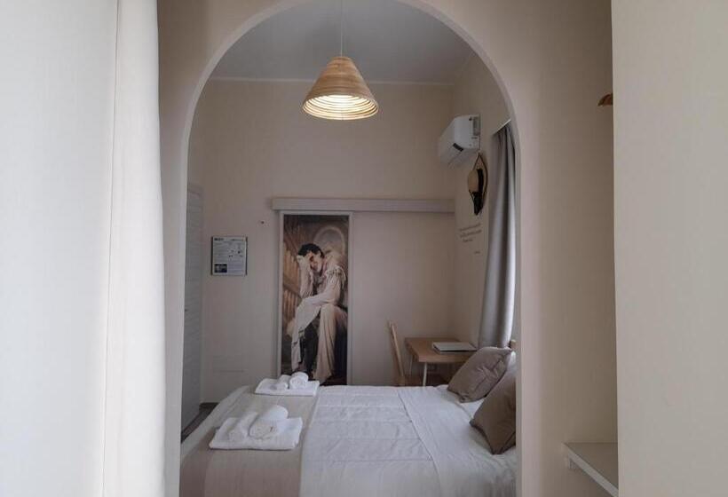 חדר סטנדרט, Arco Vesuviano