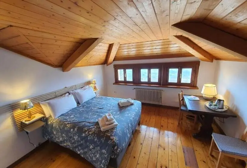 Standard room with outdoor bath, Fondazione Lucia De Conz