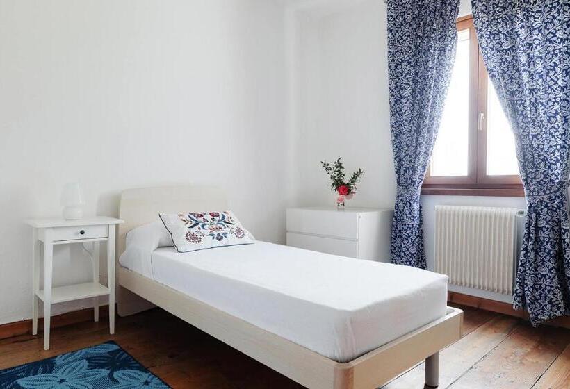 Номер Стандарт Индивидуальный Совместная Ванная, Fondazione Lucia De Conz