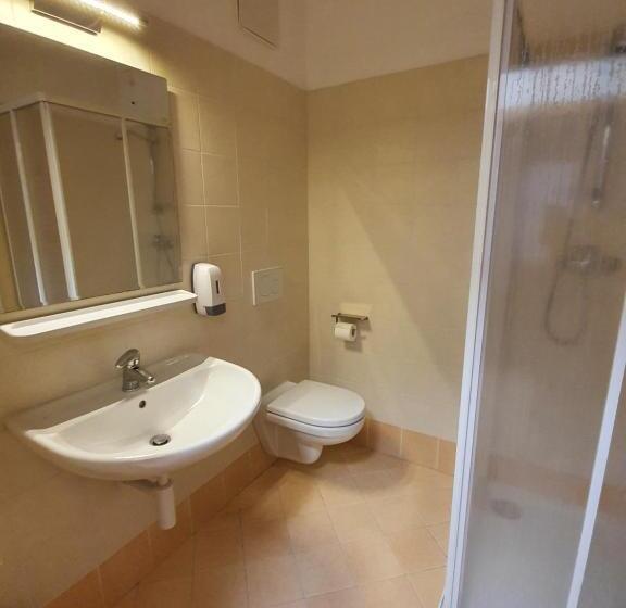 Номер Стандарт Совместная Ванная, Fondazione Lucia De Conz