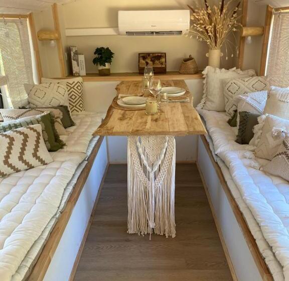 メゾネットスイート, Nuitées Bohèmes