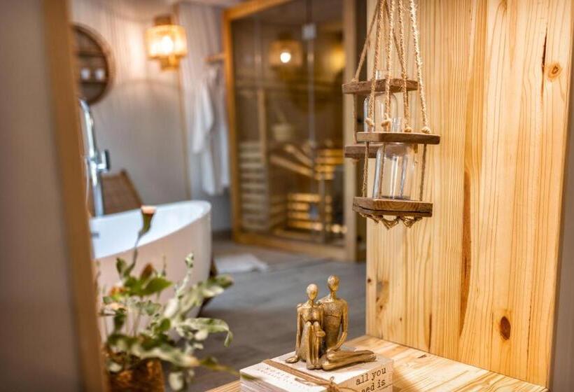 スーペリアールーム, Nuitées Bohèmes