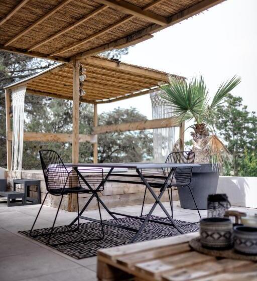 スタンダードルーム, Nuitées Bohèmes