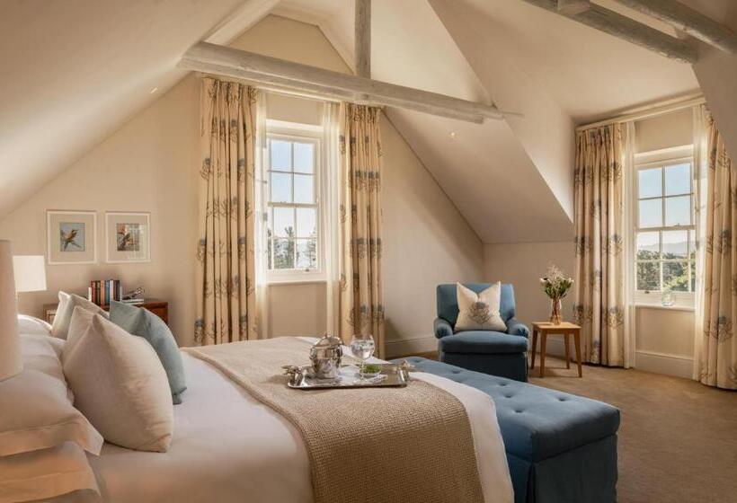 جناح مطلّ علي الجبل, Brookdale Estate   Manor House