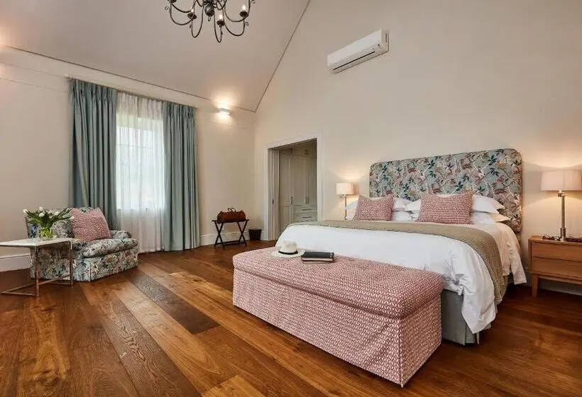 プールビュースイート, Brookdale Estate Manor House