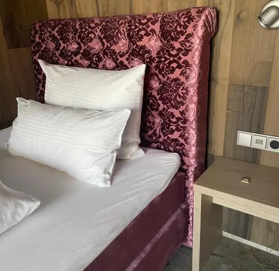 Quarto standart individual, Fohlenhof