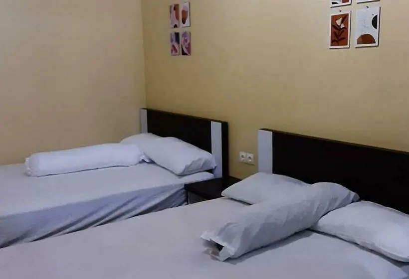 ファミリールーム, Guest House Syariah Lp3b Brebes Redpartner