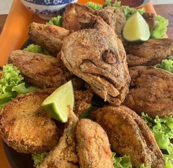 חדר לארבעה סטנדרטי עם מרפסת, Pousadinha Da Lulu   Pontal Mangue Seco