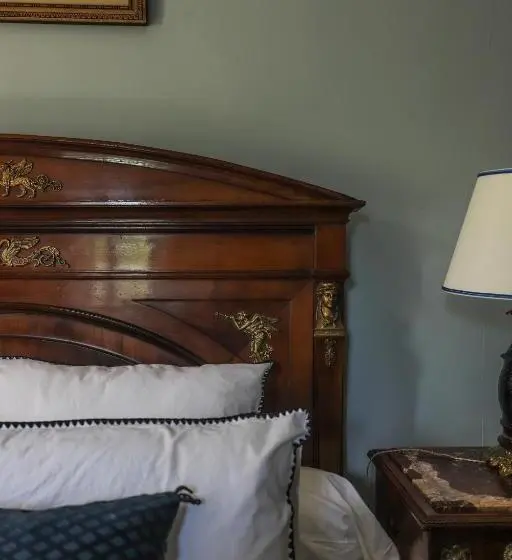 デラックスルーム, Manoir De La Croix Saint Louis Luxury Guest House