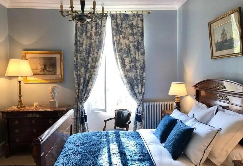 デラックスルーム, Manoir De La Croix Saint Louis Luxury Guest House