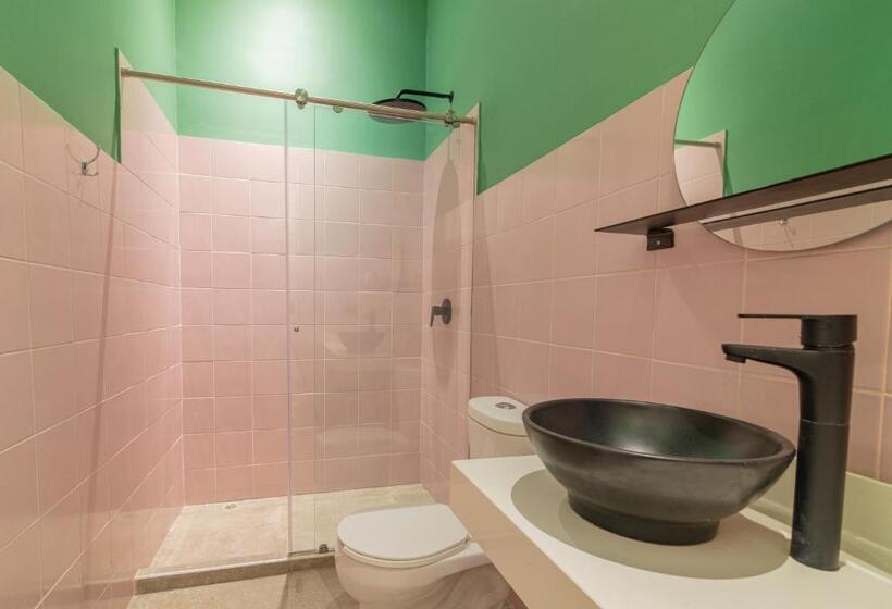 スタンダードルーム, Casa Movida Hostel