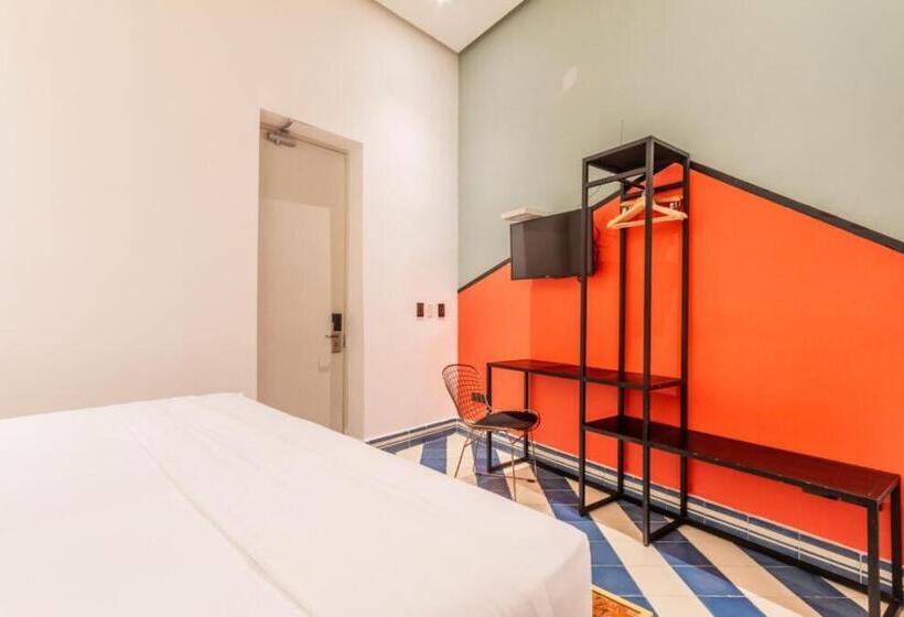 スタンダードルーム, Casa Movida Hostel