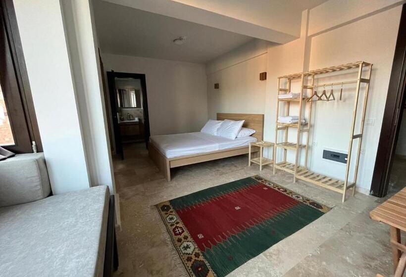 סוויטה, Agon Ephesus