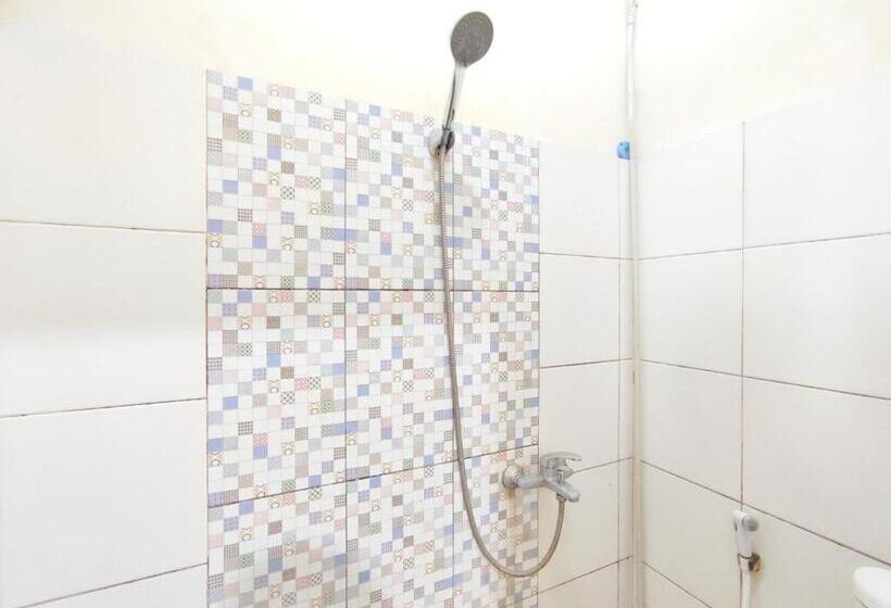 标准间, Happy Syariah Hotel Near Jombor Mitra Reddoorz