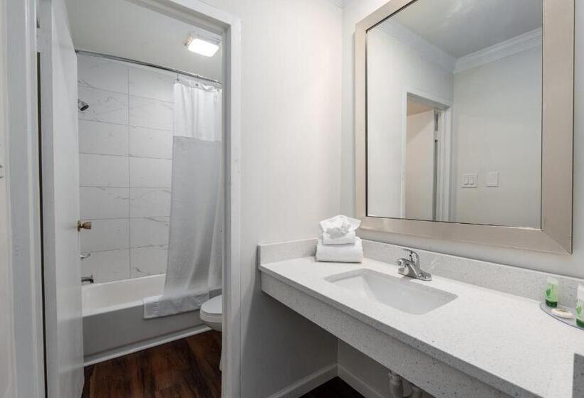 غرفة سوبيريور, Crewe Boutique Inn