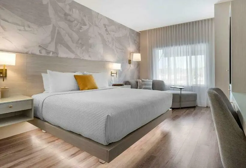 身障者適用スイートルーム, Cambria Hotel Calabasas   Malibu