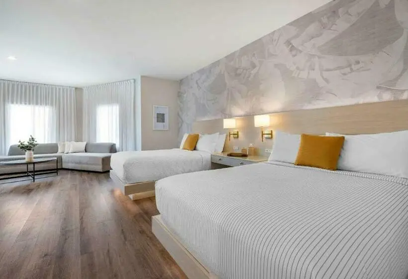 身障者適用スイートルーム, Cambria Hotel Calabasas   Malibu