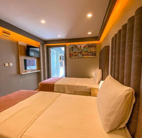 סוויטה משפחתית, L Opera Deluxe