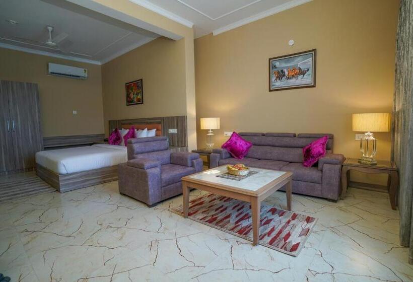 行政套房, Neugal Riverfront Resort