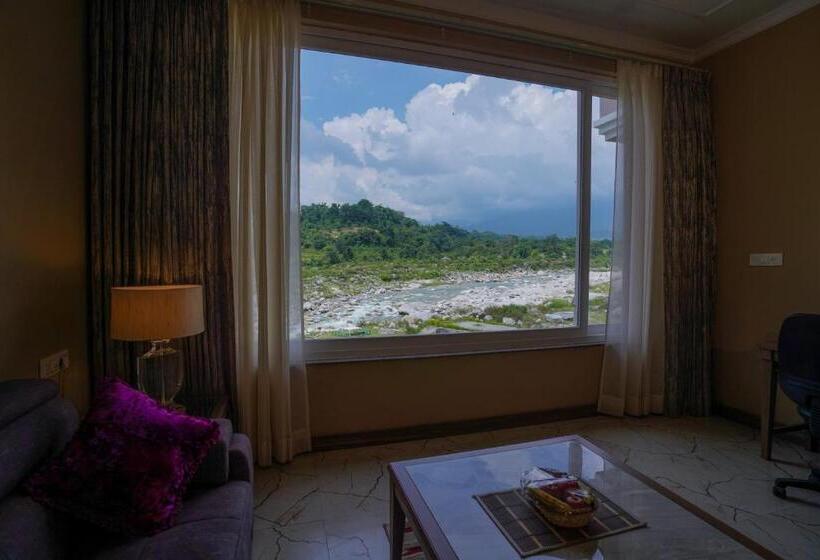 行政套房, Neugal Riverfront Resort