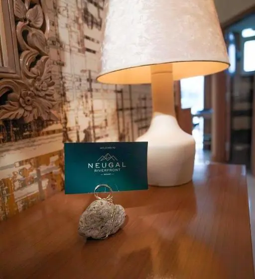 Sviitti, Neugal Riverfront Resort