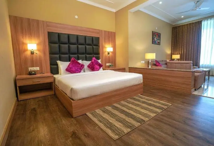 Sviitti, Neugal Riverfront Resort