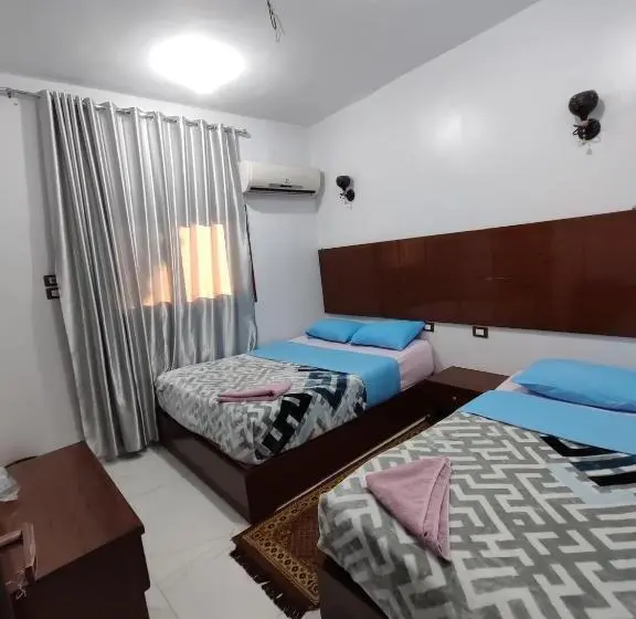 اتاق اکونومی, Jamaica Guest House