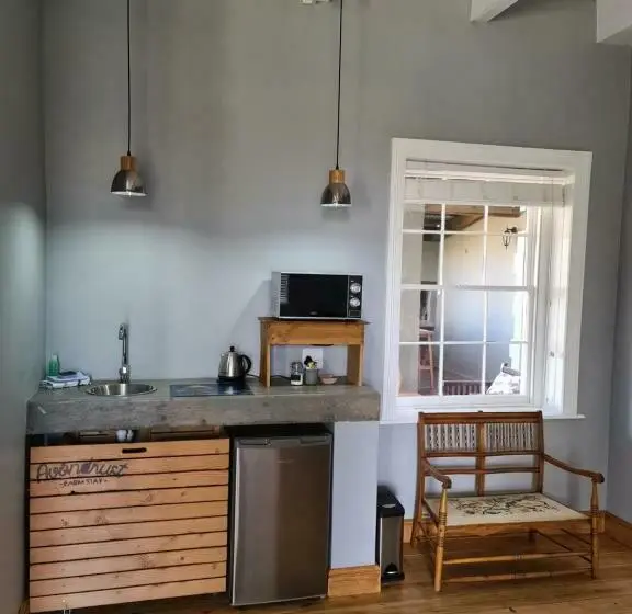 プールビュースタンダードルーム, Avondrust Guest House