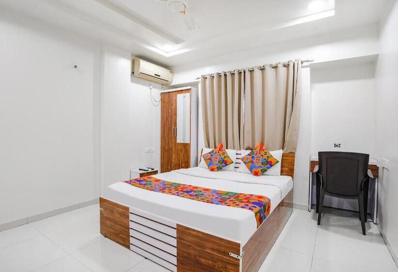 Номер Deluxe, Fabhotel Omkar Executive   Nr Pune International Airport