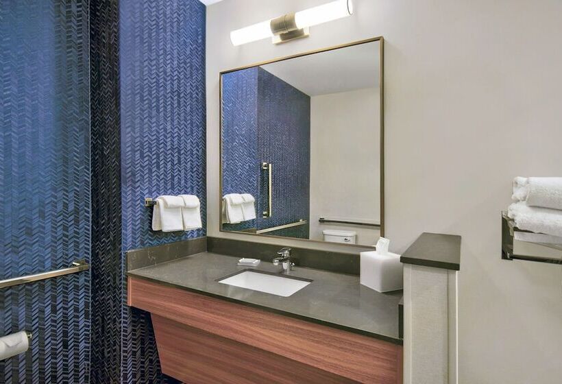 Люкс, Fairfield By Marriott Inn & Suites Cincinnati North West Chester