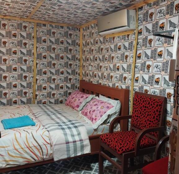 اتاق استاندارد با سرویس بهداشتی مشترک, Green Garden Guest House