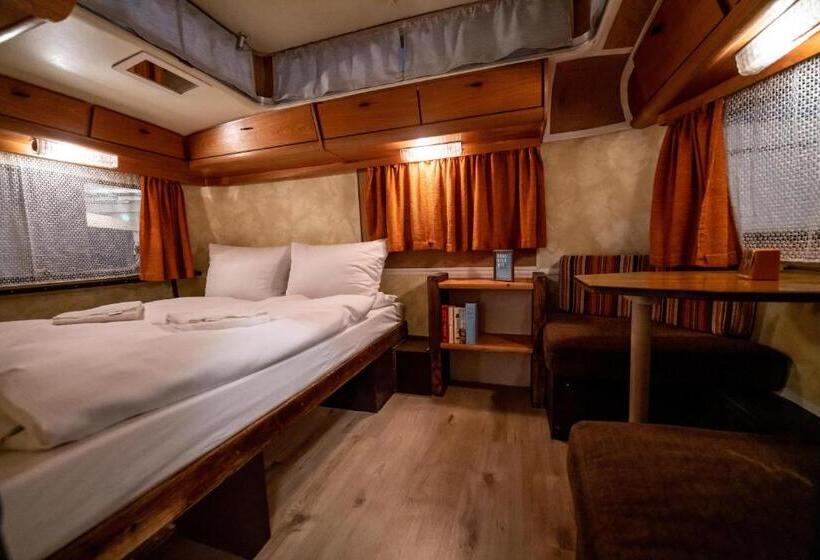 اتاق عادی, Daheim Triberg