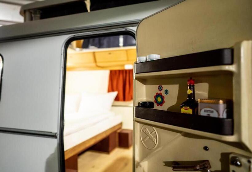 اتاق عادی, Daheim Triberg