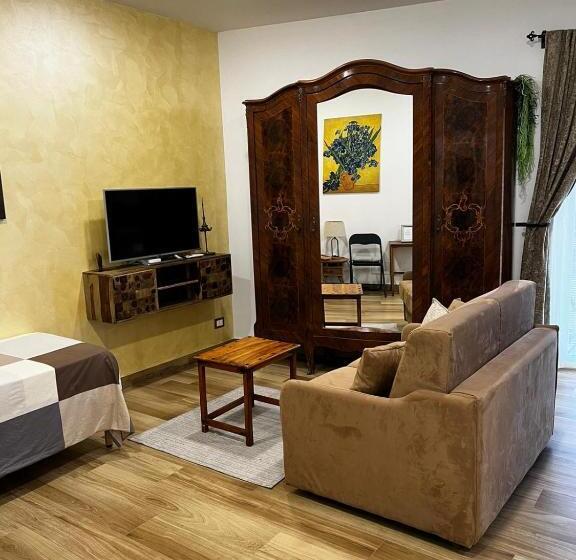 اتاق استاندارد سه تخته با بالکن, B&b Sant Agata Patrona