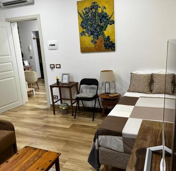 اتاق استاندارد سه تخته با بالکن, B&b Sant Agata Patrona