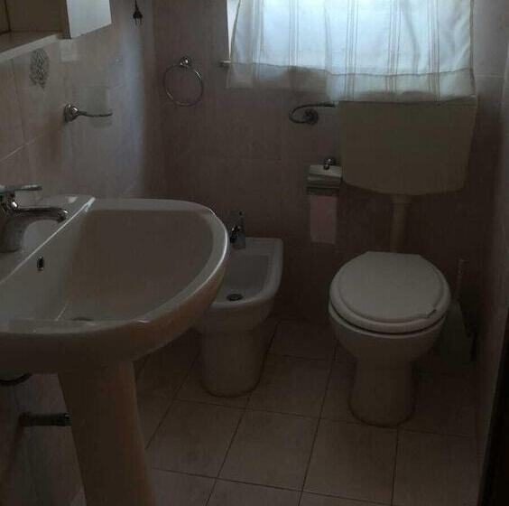 اتاق استاندارد, Alloggio Dei Mille