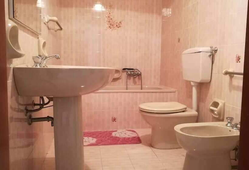 Standard room with outdoor bath, Alloggio Dei Mille